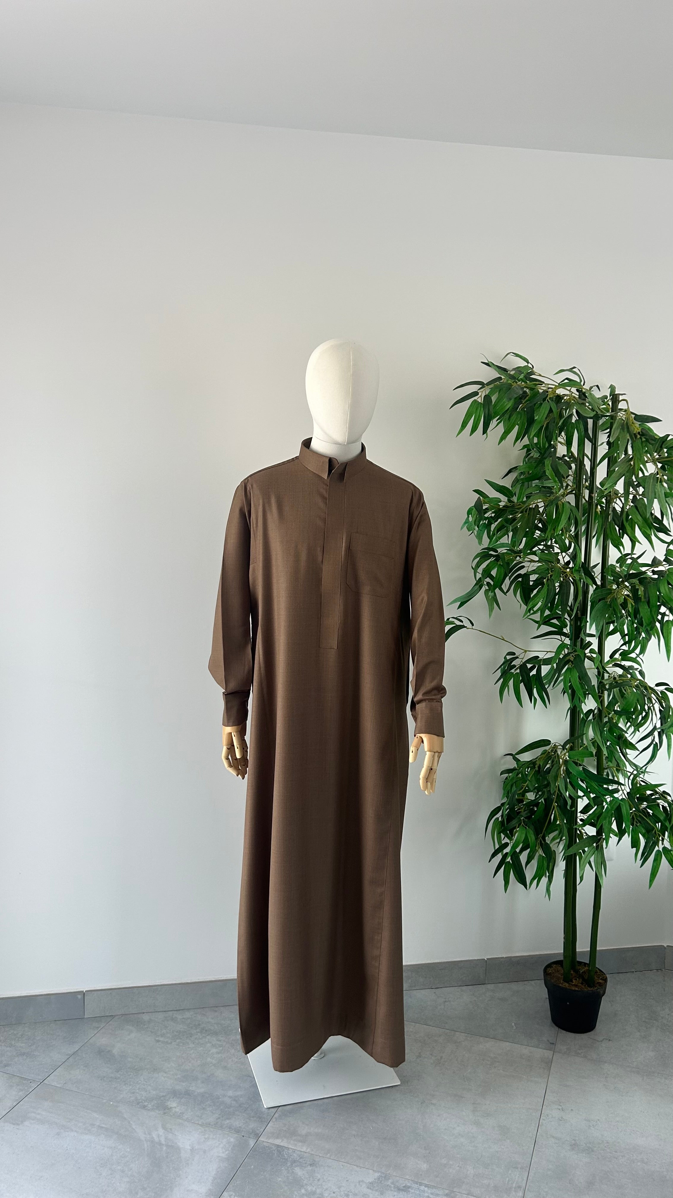 Qamis Saoudien Marron